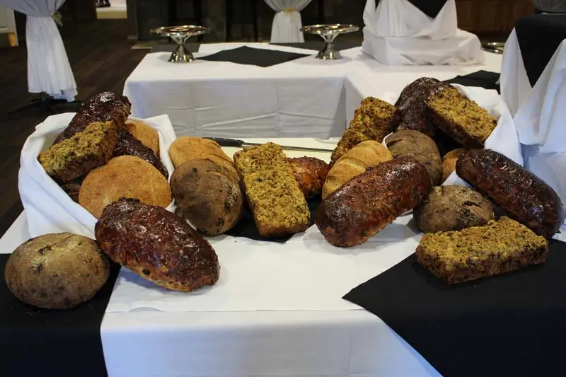 Towne Center bread Display